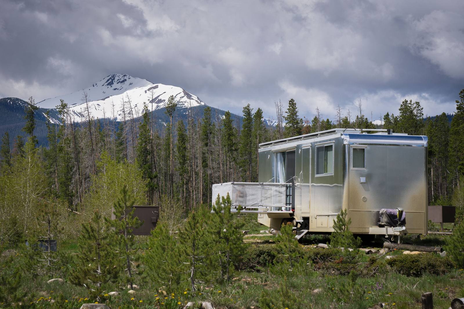 four season travel trailer 