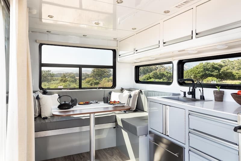 travel trailer dining room