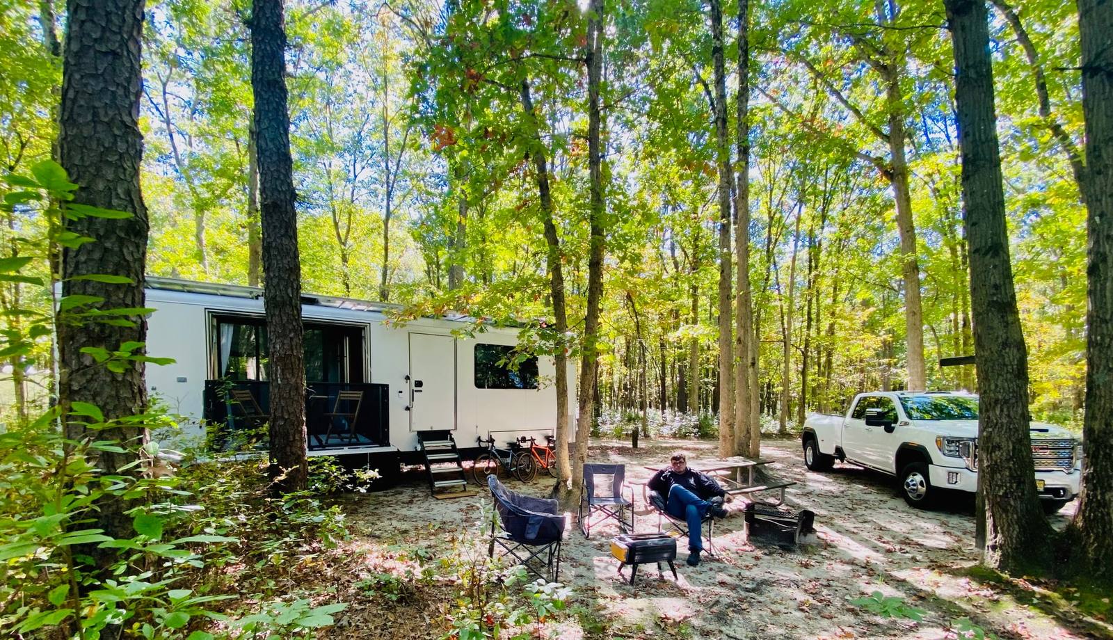 MY LV Story: Exploring Outdoor Luxury in a Living Vehicle