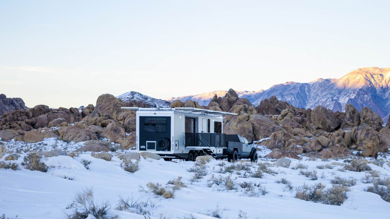 12 Best Places to Travel Year-Round in a Living Vehicle