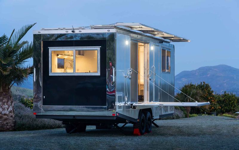 2019 Living Vehicle PRO, exterior